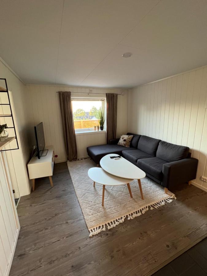 Sentralt Plassert Leilighet Ved Sherpatrappen Tromso Bagian luar foto