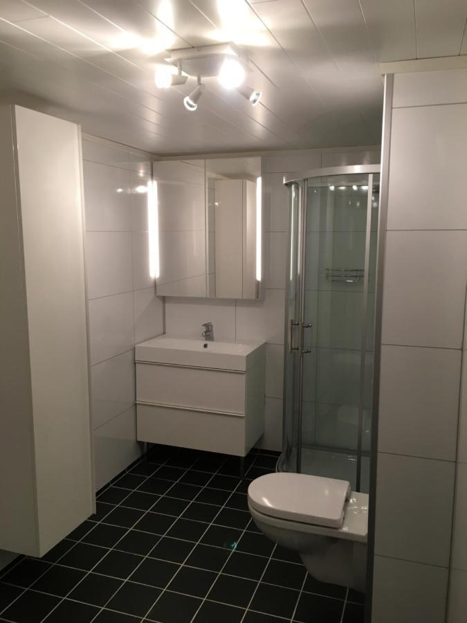 Sentralt Plassert Leilighet Ved Sherpatrappen Tromso Bagian luar foto