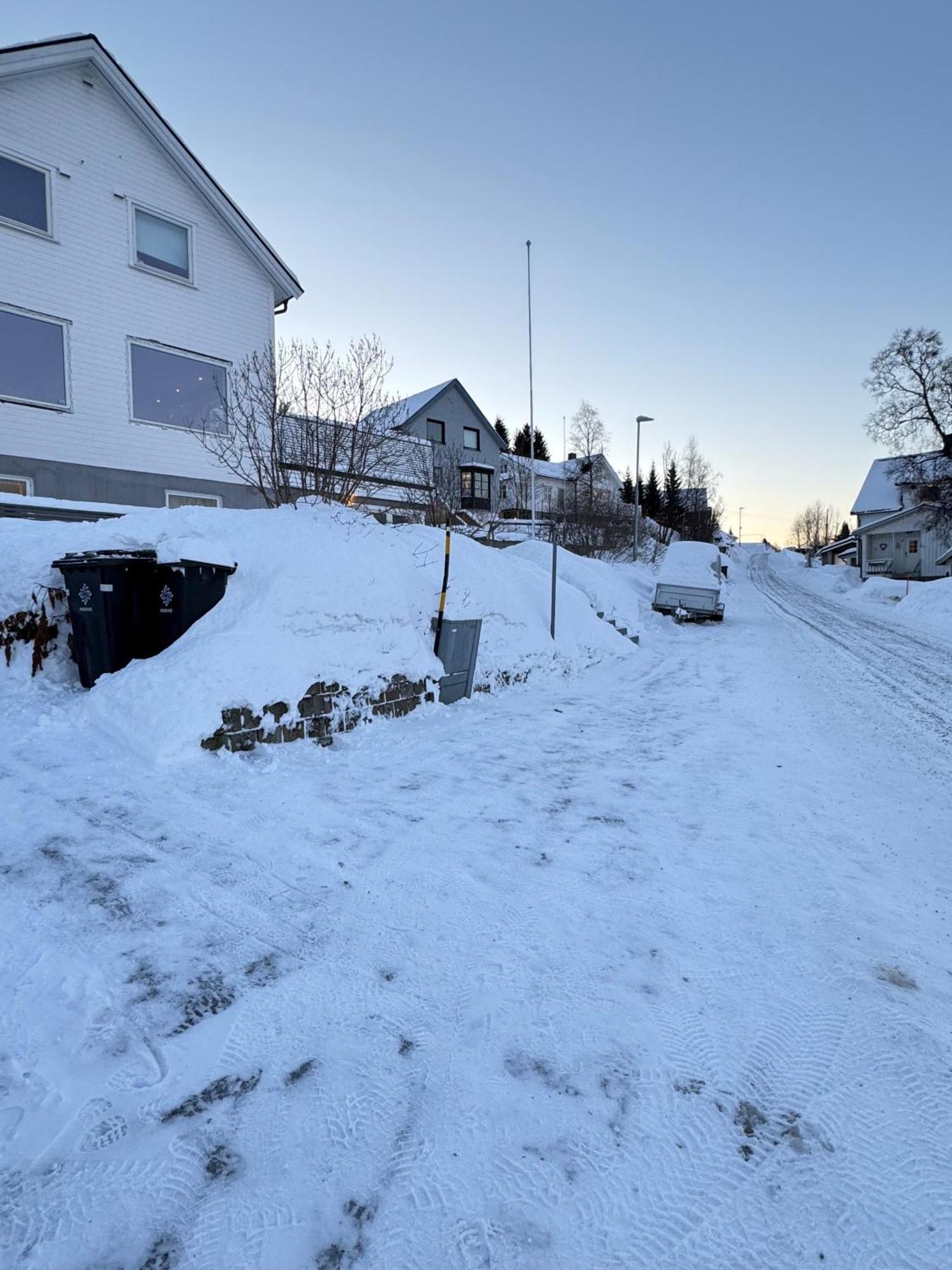 Sentralt Plassert Leilighet Ved Sherpatrappen Tromso Bagian luar foto